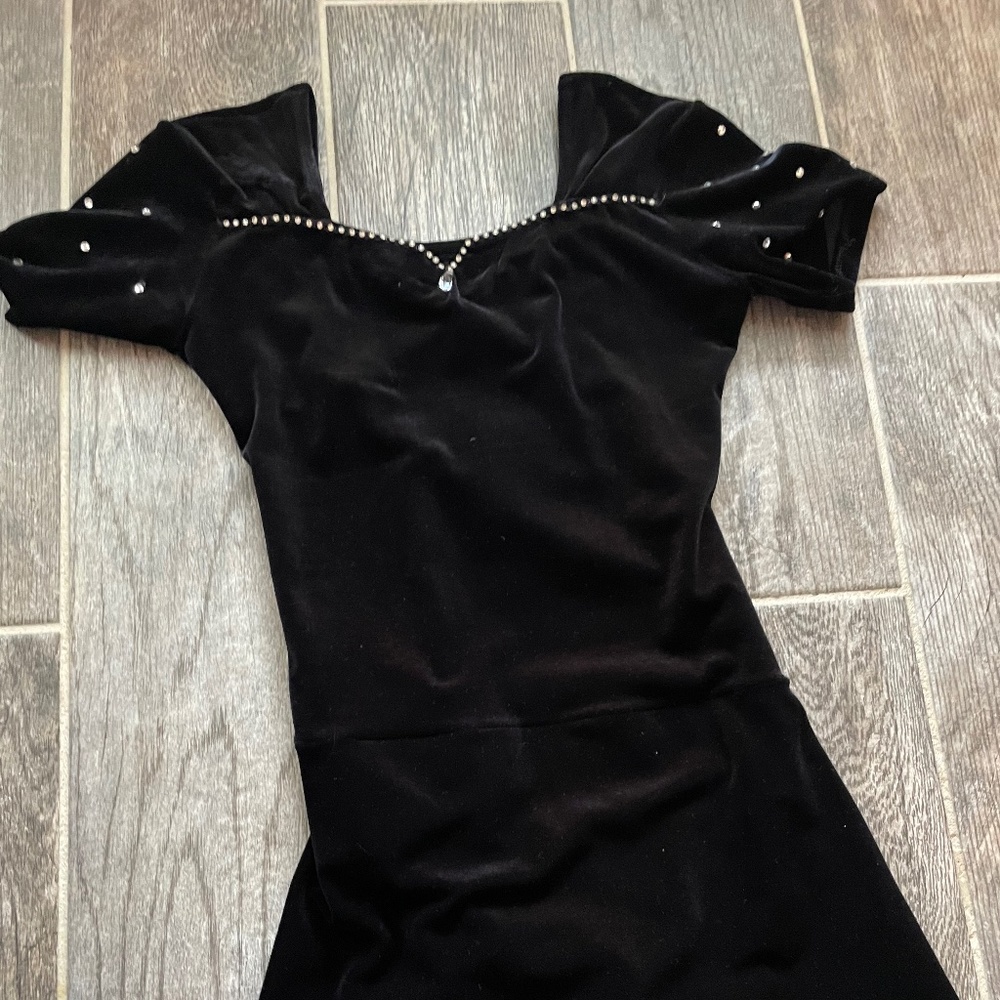 Black figure skating dress